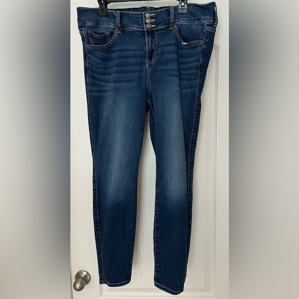 Torrid Jegging Skinny Super Soft High-Rise Jean - size:16R